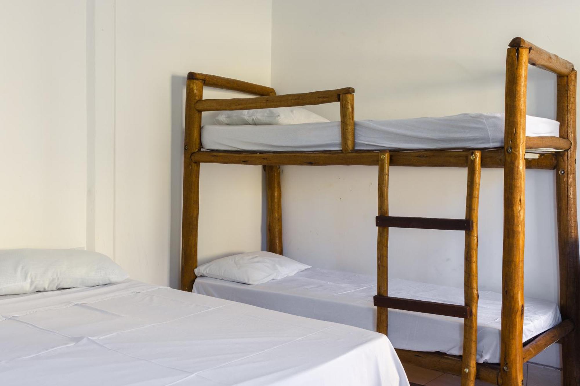 Canyons Camping Capitólio المظهر الخارجي الصورة